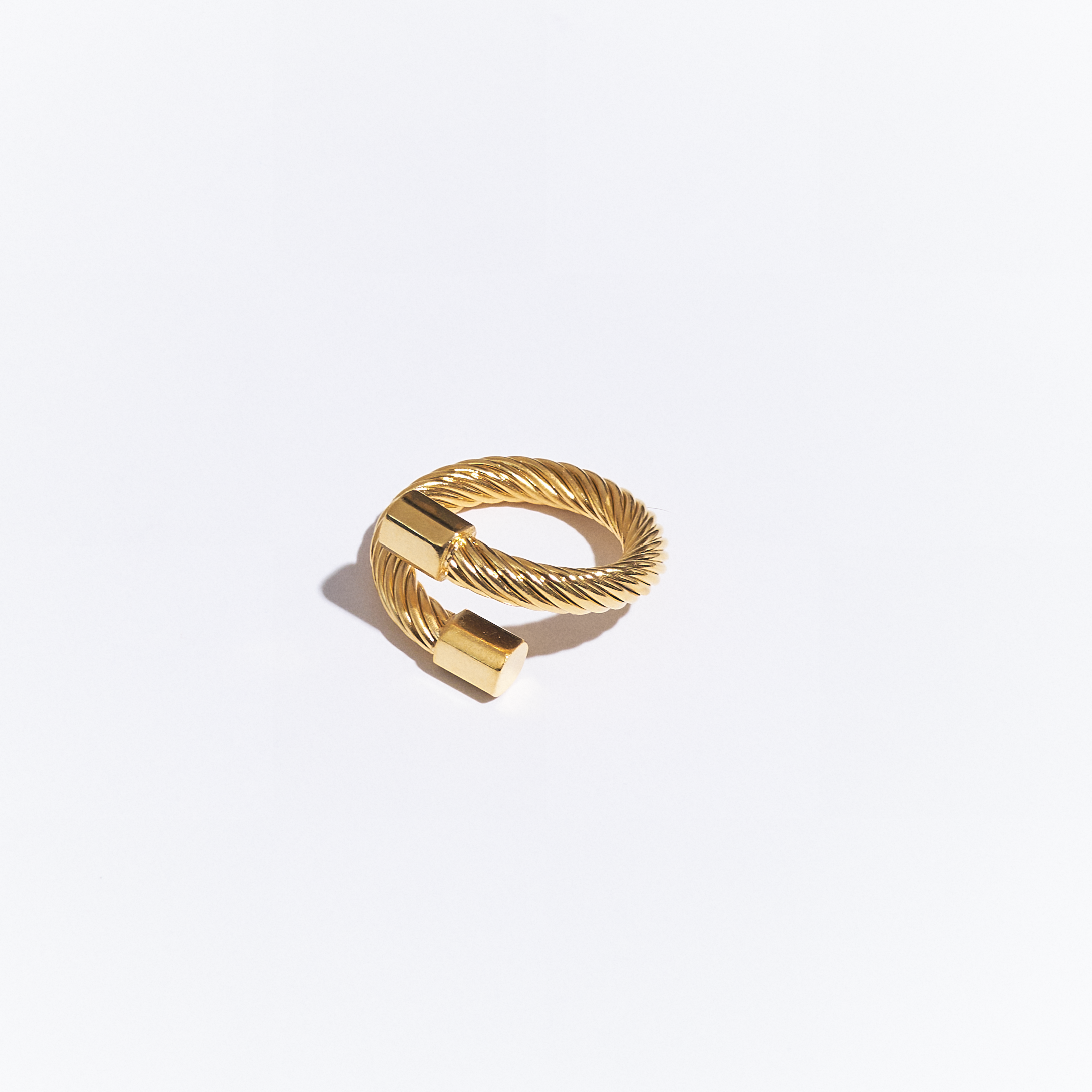 Marlen Square Point Ring