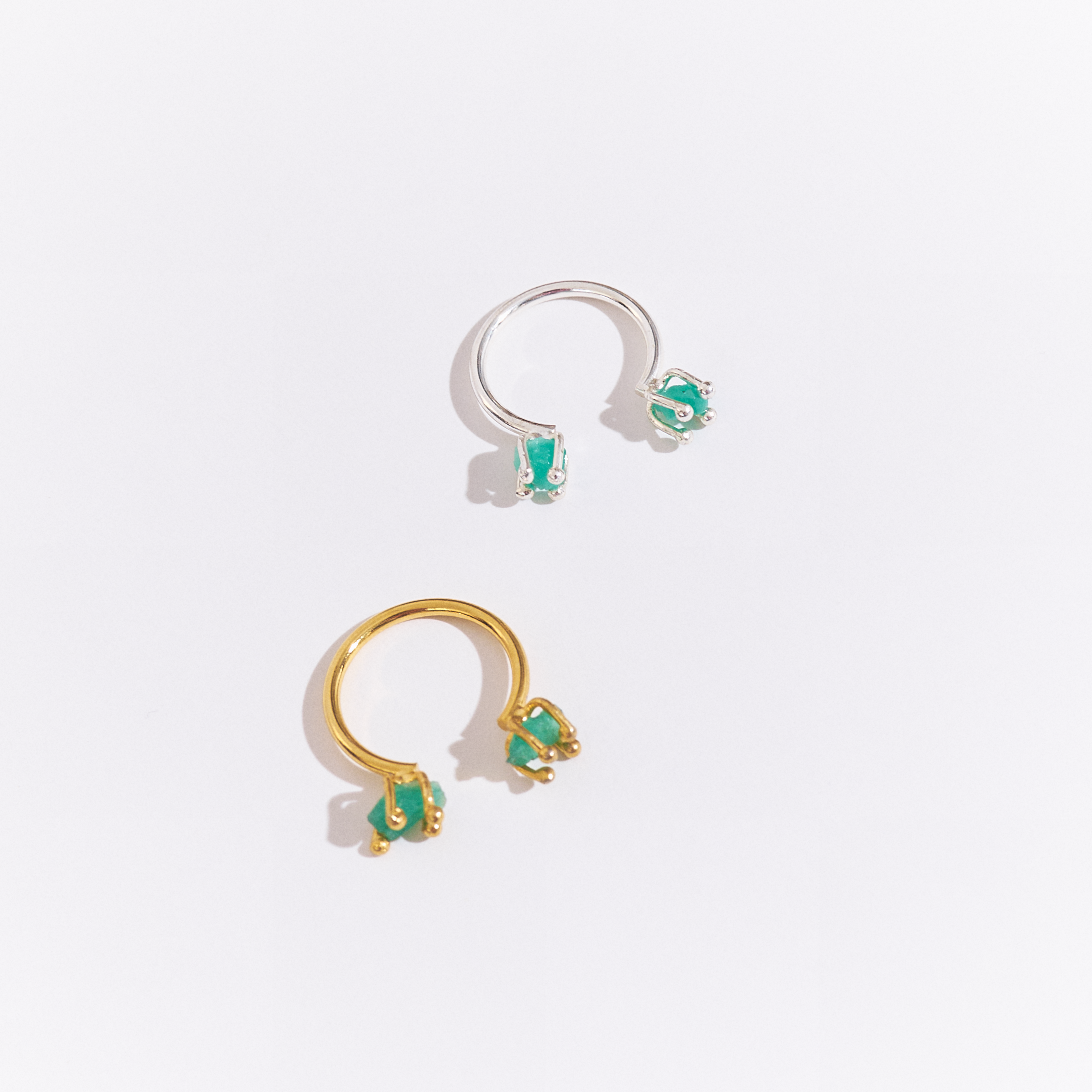 Double Emerald Spider Ring