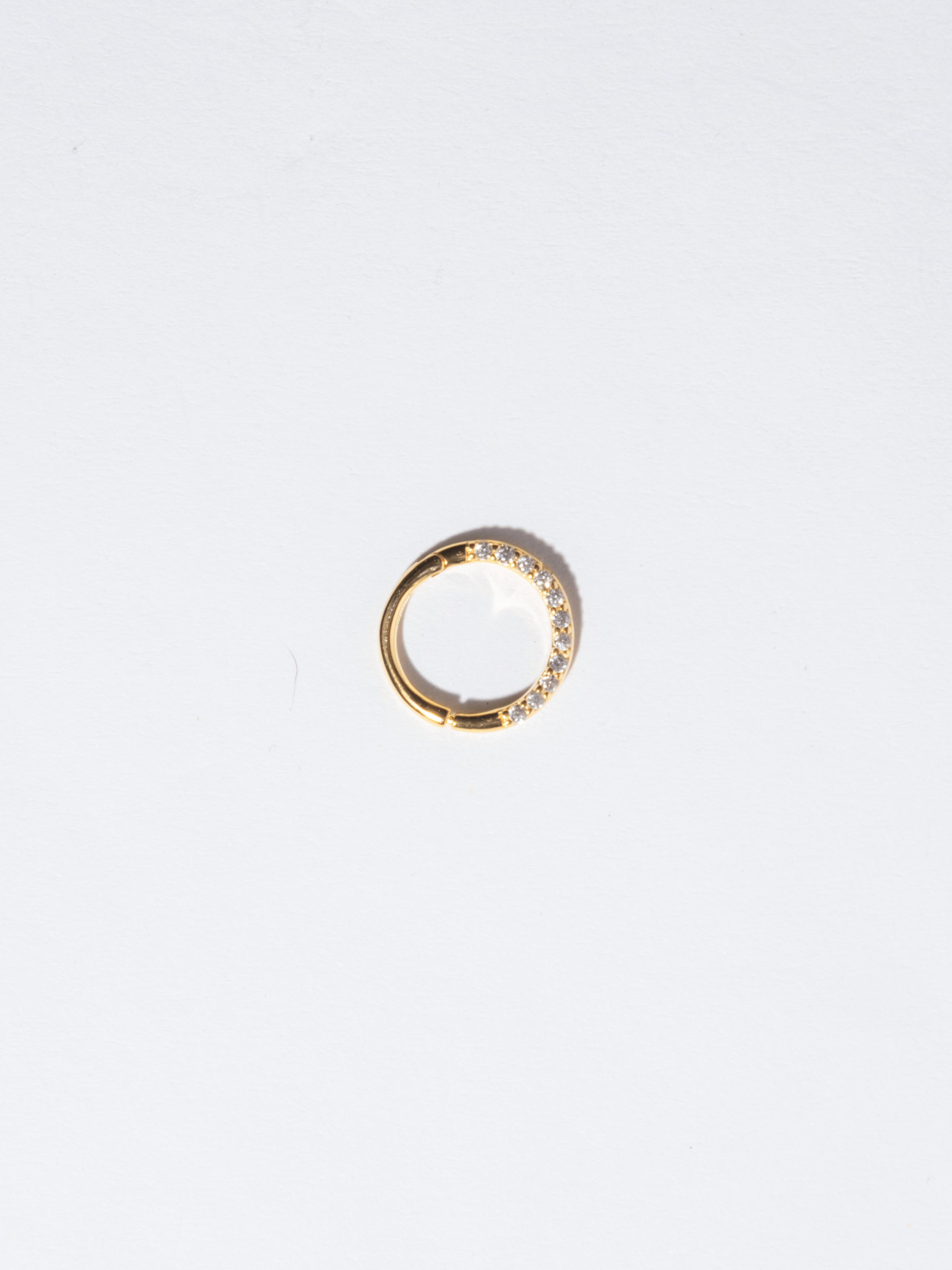 Piercing 6 black zircons