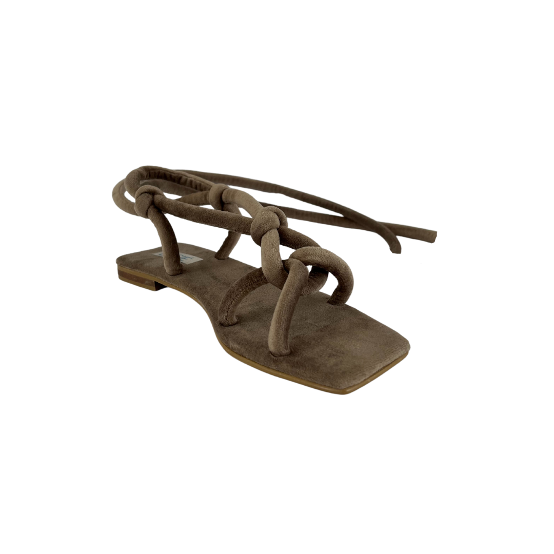 Liana Maule Knots Sandal